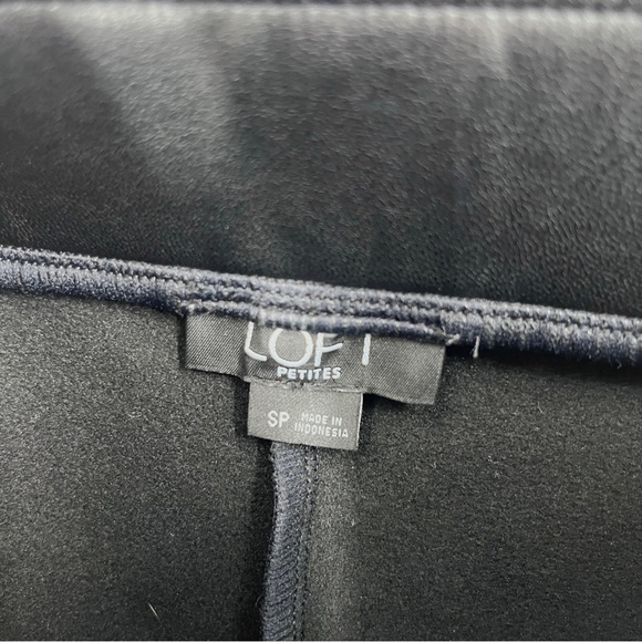 LOFT Faux Leather Pull On Skinny Fleece Lined Pants - Picture 5 of 8